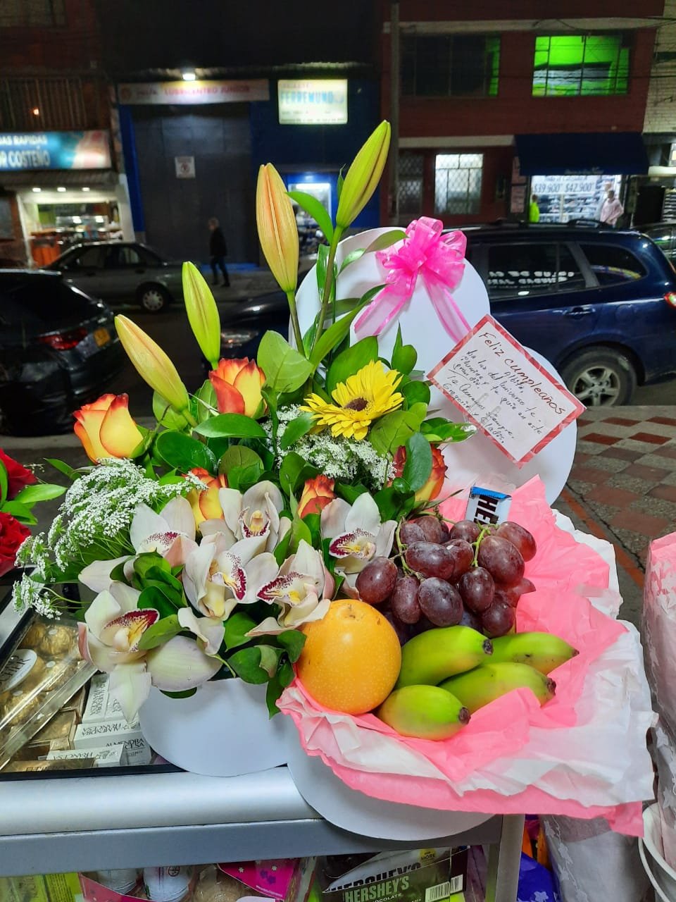 ERIKA-CAJA-AMOR- NACIMIENTO-FRUTERO